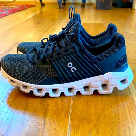 On Running Shoes - On Cloudswift Black Running Shoes ☁️✨